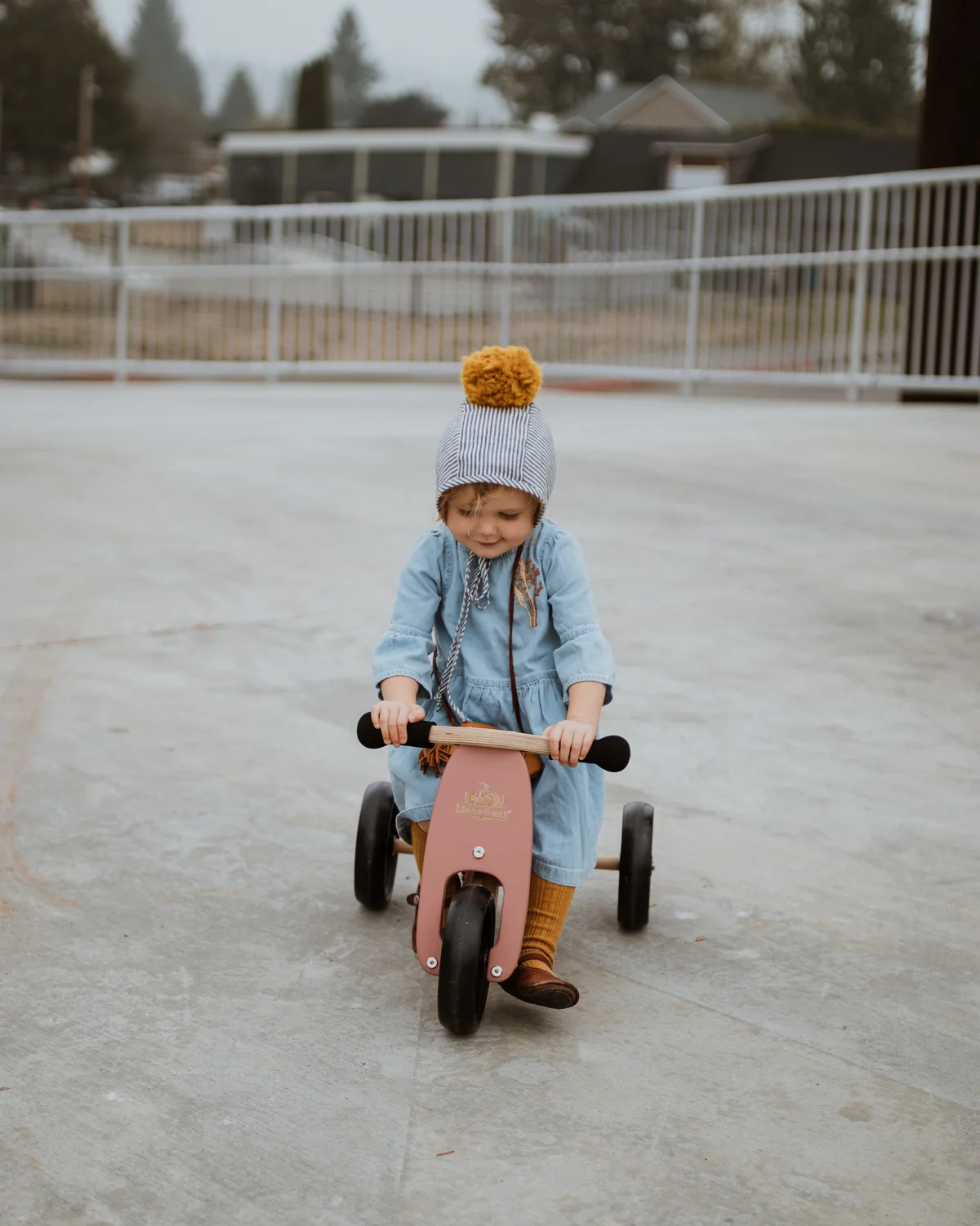 Tiny Tot 三輪車/二輪バイク両用(対象年齢12か月~2歳)